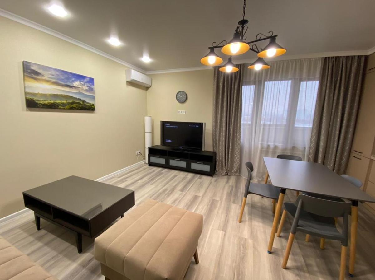 Vip Apartment Mountain View Almatý Exterior foto